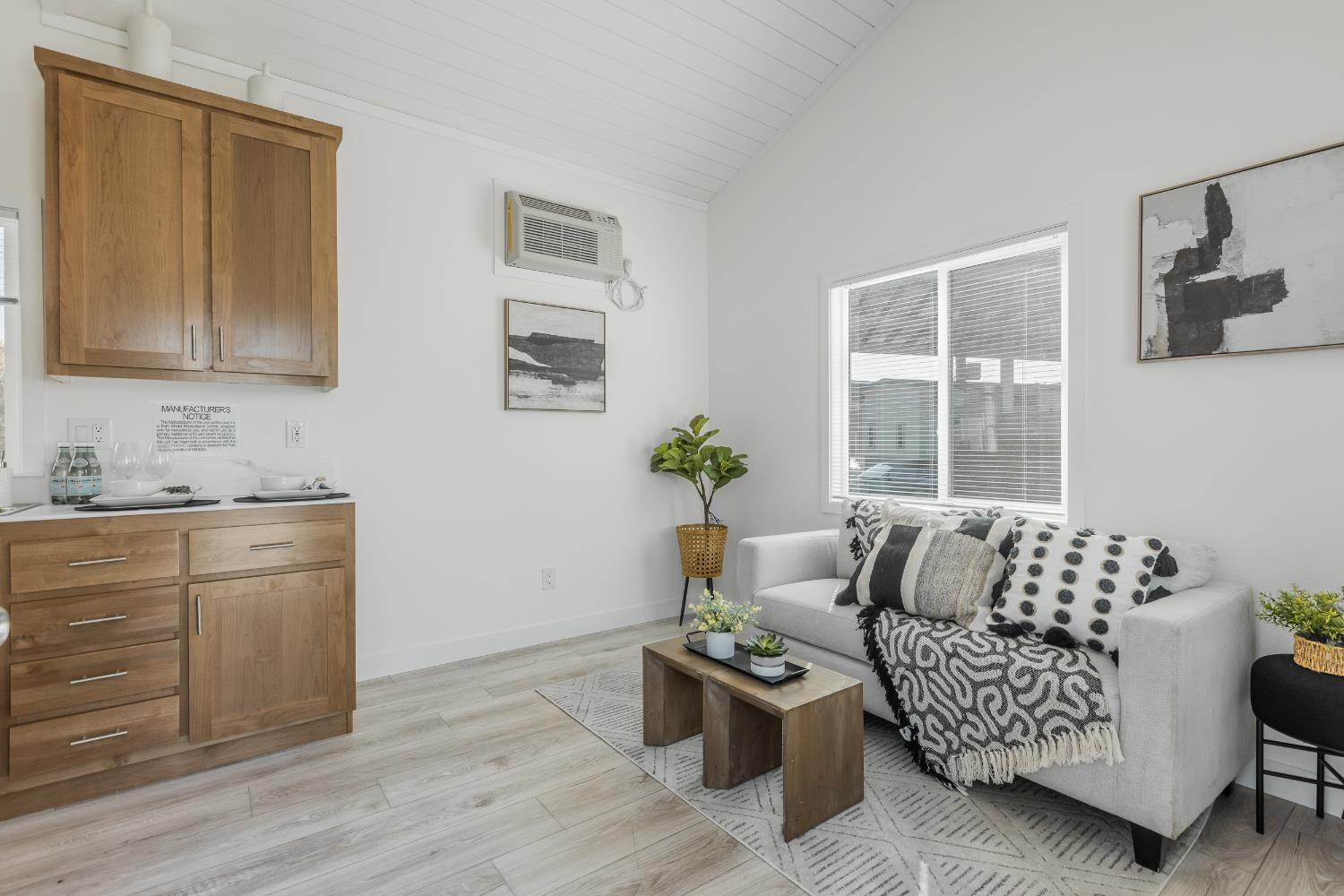 Detail Gallery Image 5 of 18 For 5878 Garlic Farms Dr 82, Gilroy,  CA 95020 - 1 Beds | 1 Baths