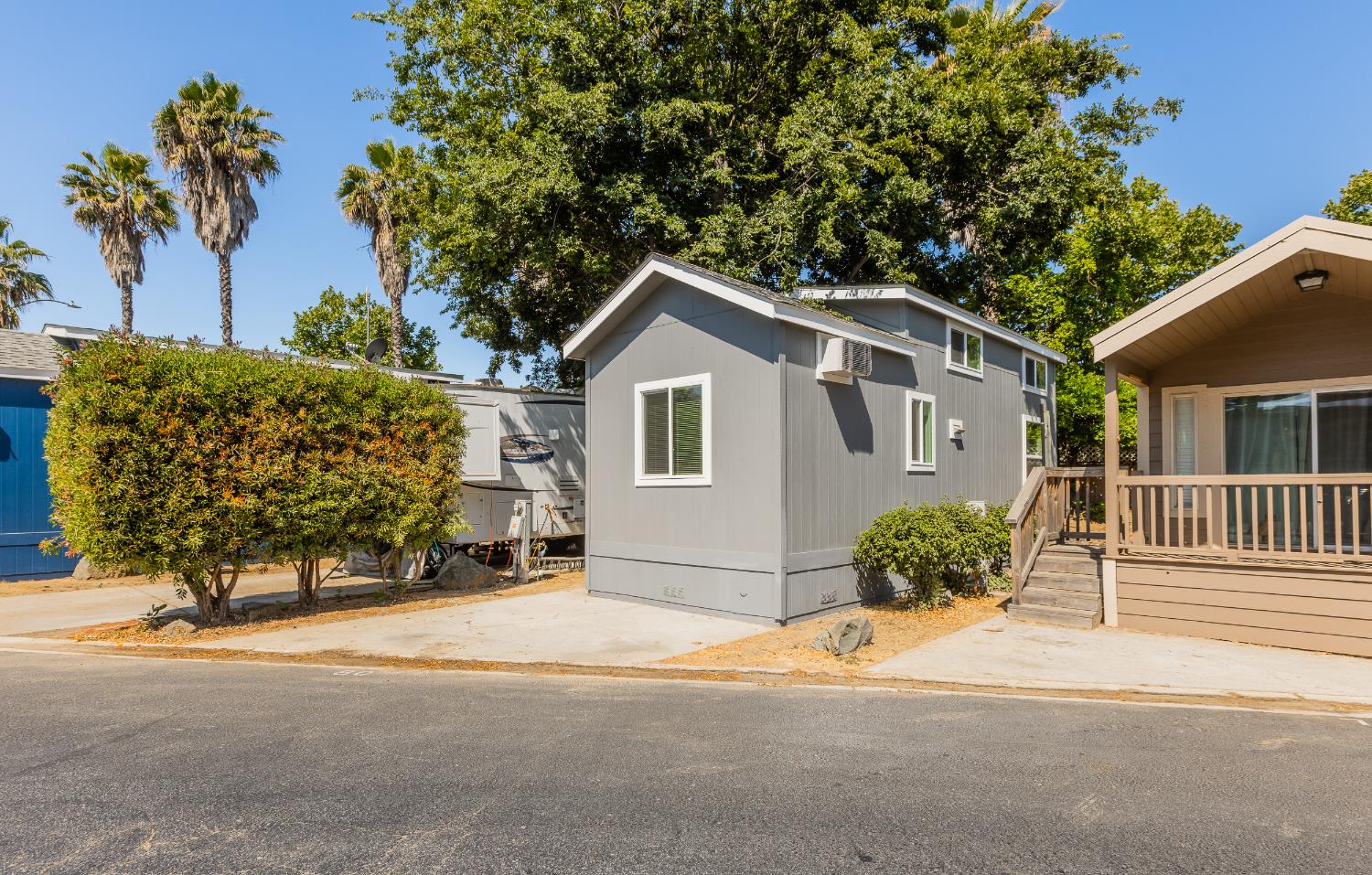 Detail Gallery Image 1 of 15 For 5878 Garlic Farms Dr 80, Gilroy,  CA 95020 - 1 Beds | 1 Baths