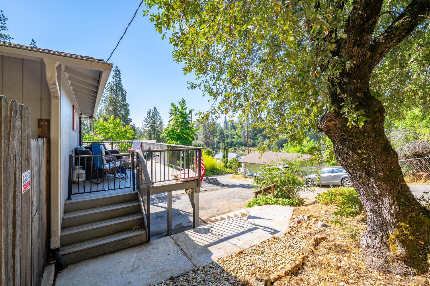 Detail Gallery Image 32 of 73 For 111 W Oak Hill Dr, Colfax,  CA 95713 - 4 Beds | 2/1 Baths