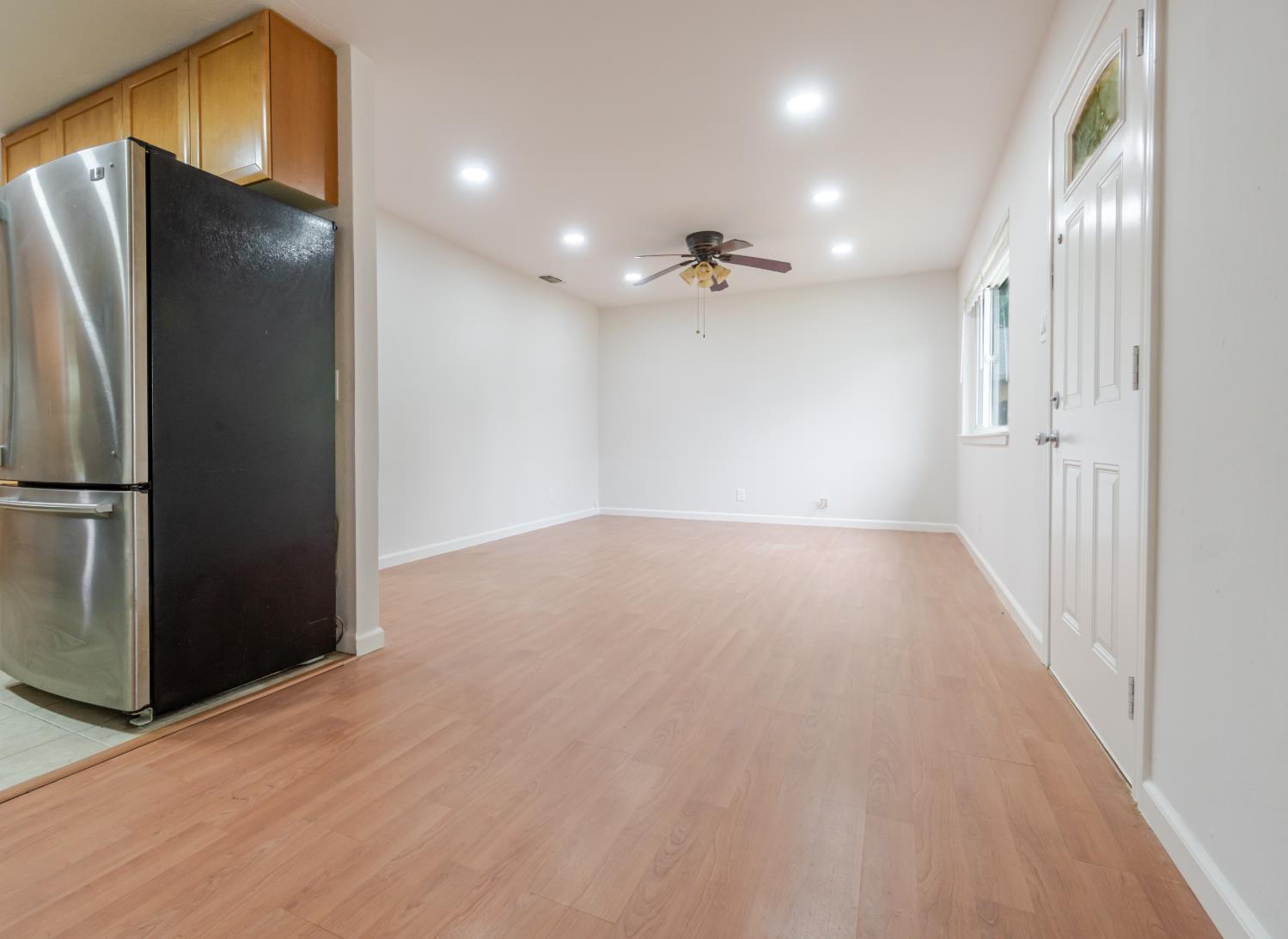 Detail Gallery Image 6 of 23 For 5705 San Ardo Way, North Highlands,  CA 95660 - 3 Beds | 1 Baths