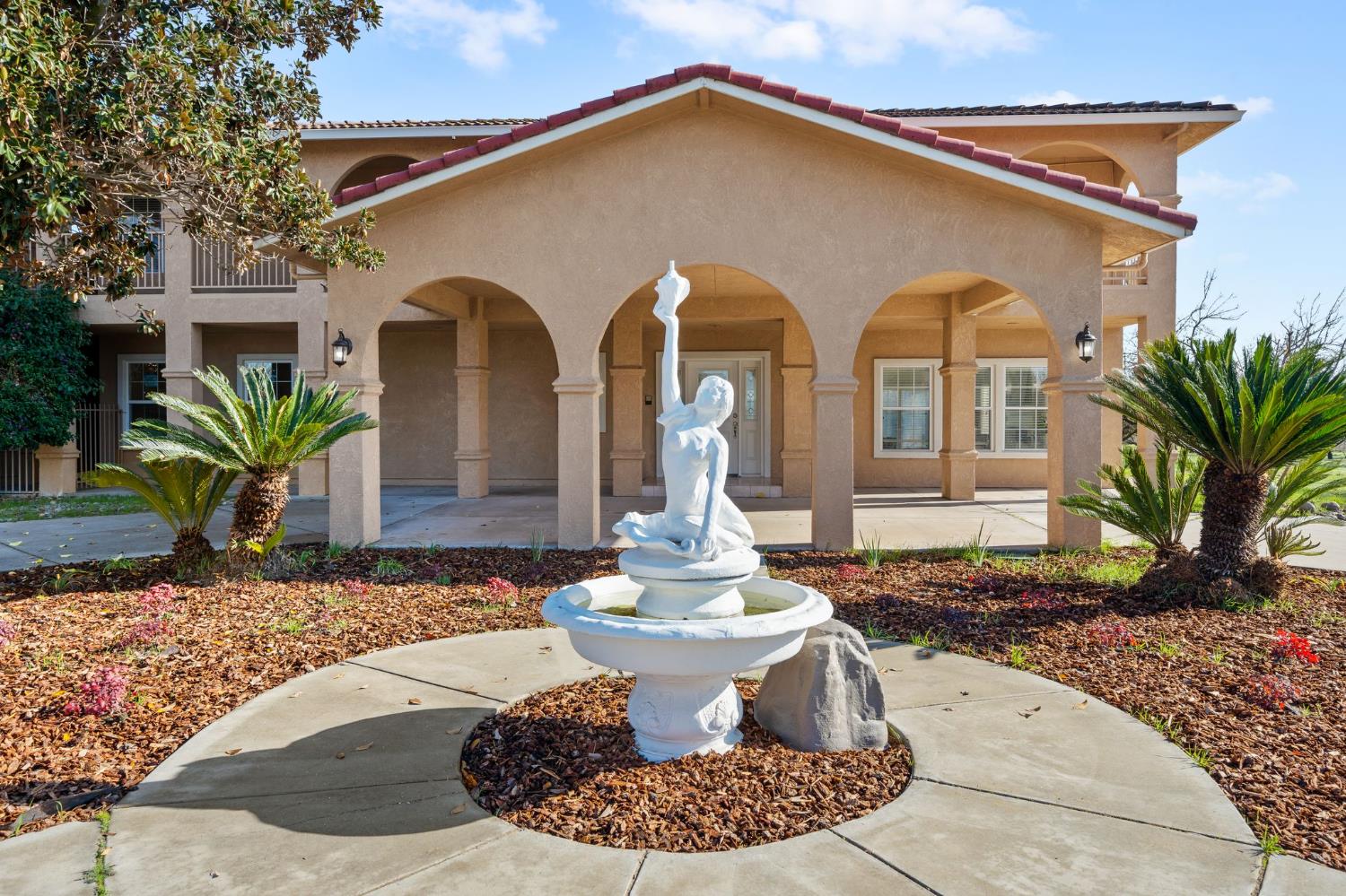 Detail Gallery Image 6 of 93 For 6312 Skittone Rd, Modesto,  CA 95356 - 5 Beds | 4 Baths