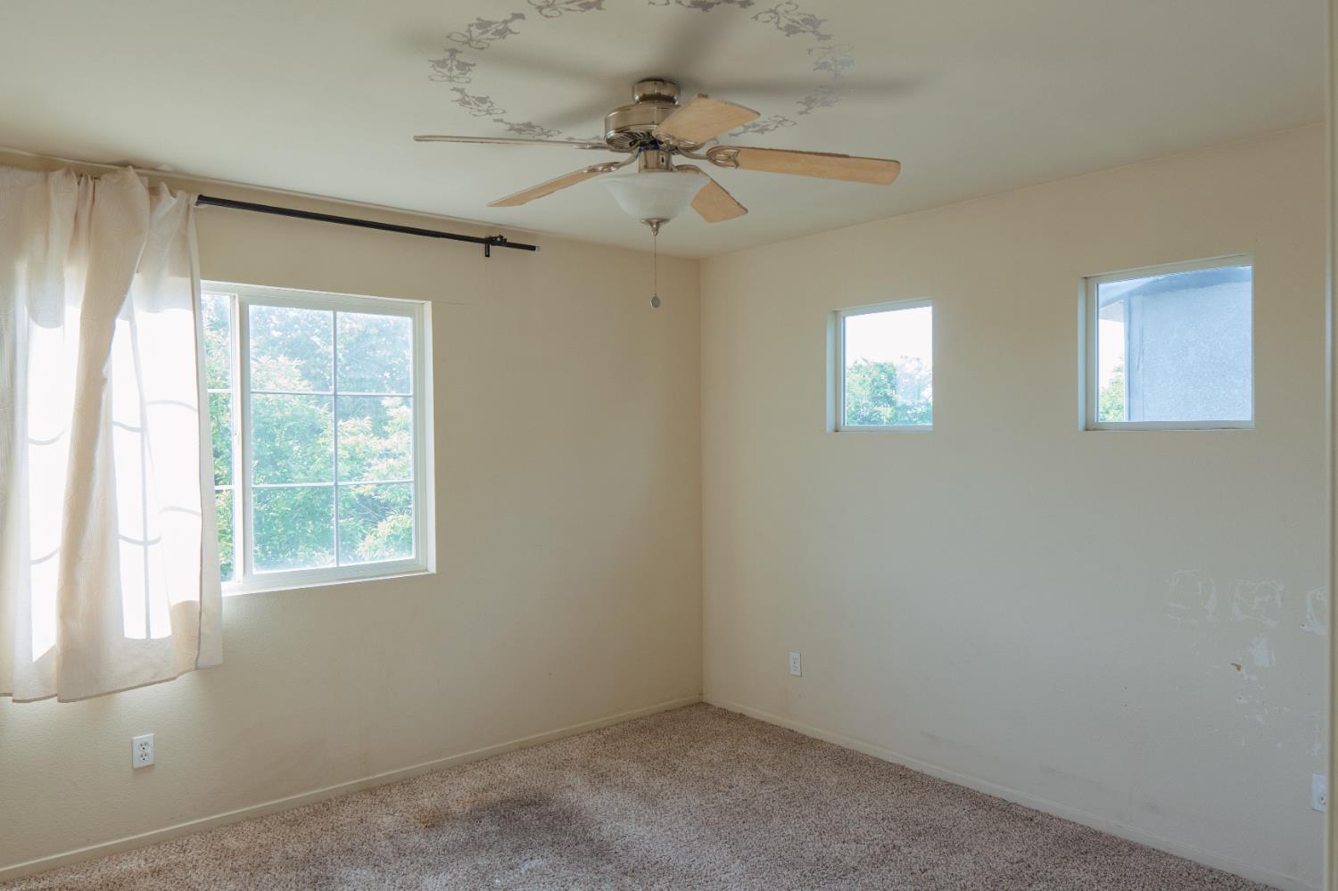 Detail Gallery Image 17 of 53 For 4376 Mathias Way, Merced,  CA 95348 - 3 Beds | 2/1 Baths