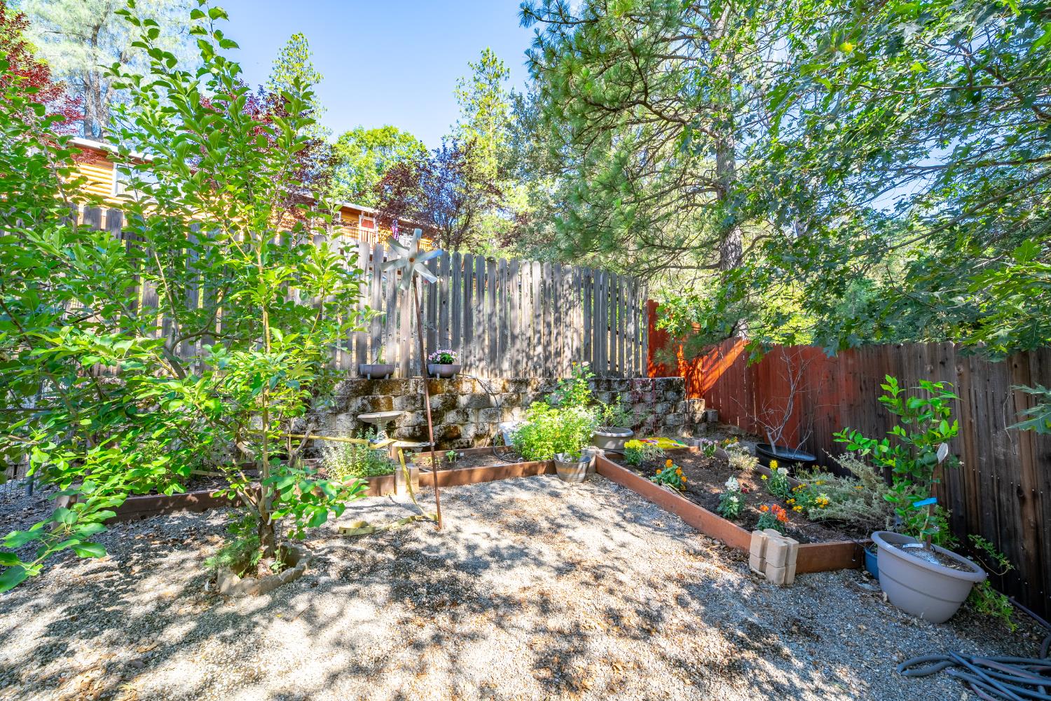 Detail Gallery Image 42 of 73 For 111 W Oak Hill Dr, Colfax,  CA 95713 - 4 Beds | 2/1 Baths