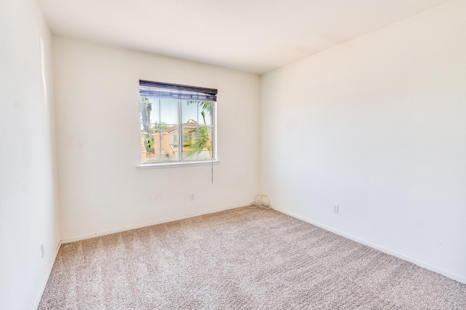 Detail Gallery Image 36 of 66 For 930 Kathy St, Los Banos,  CA 93635 - 4 Beds | 2/1 Baths