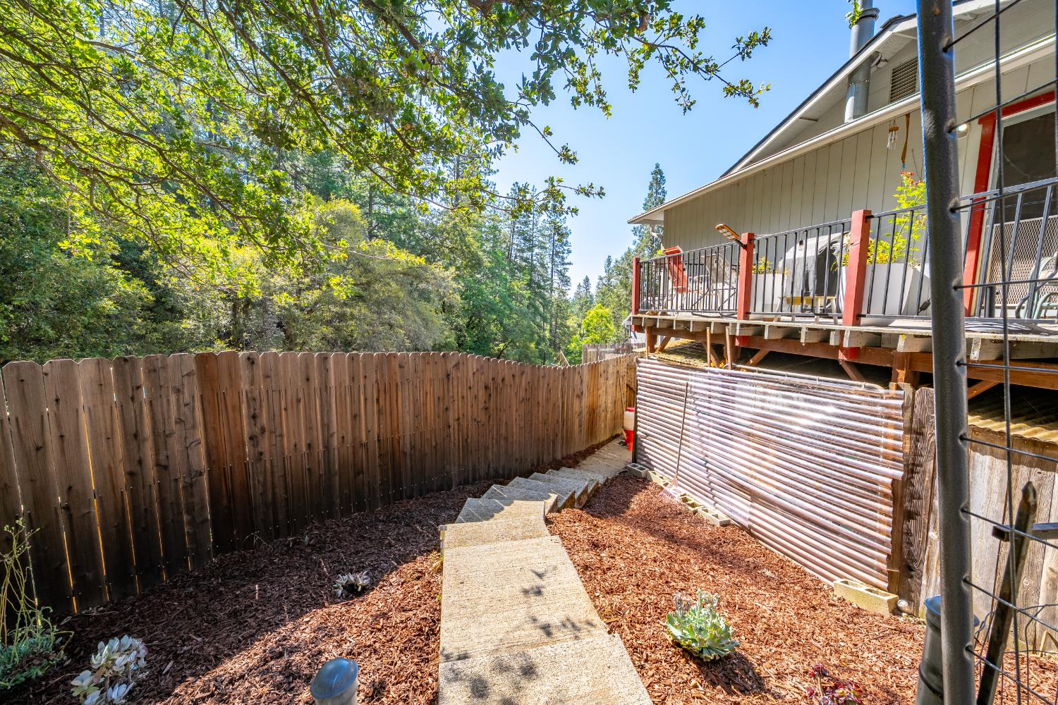 Detail Gallery Image 50 of 73 For 111 W Oak Hill Dr, Colfax,  CA 95713 - 4 Beds | 2/1 Baths