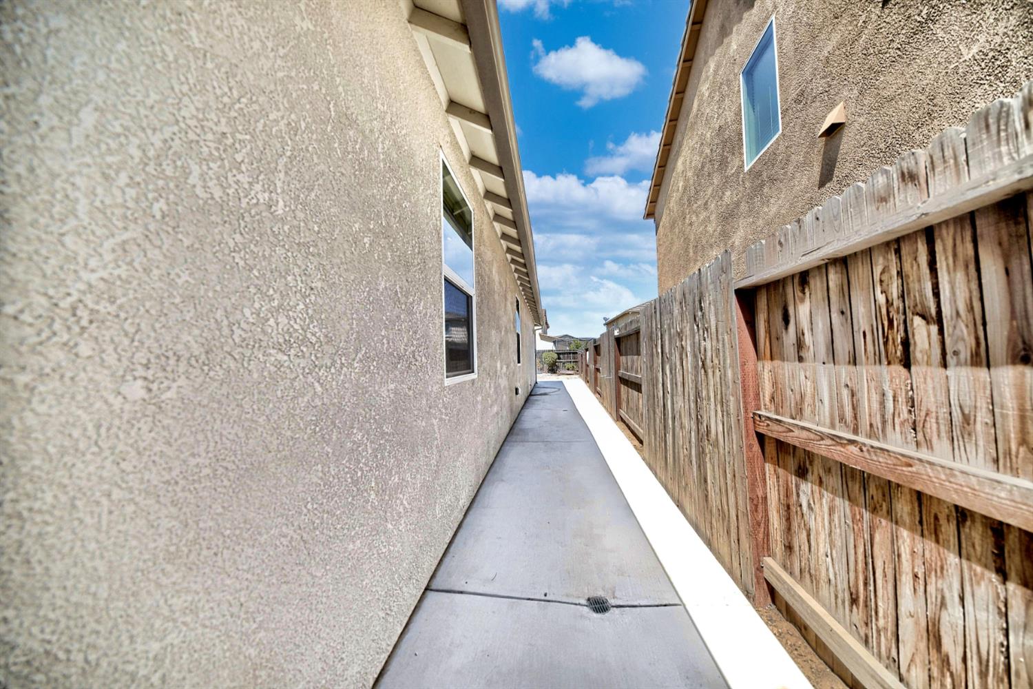 Detail Gallery Image 72 of 81 For 245 Springfield Dr, Manteca,  CA 95337 - 3 Beds | 2 Baths