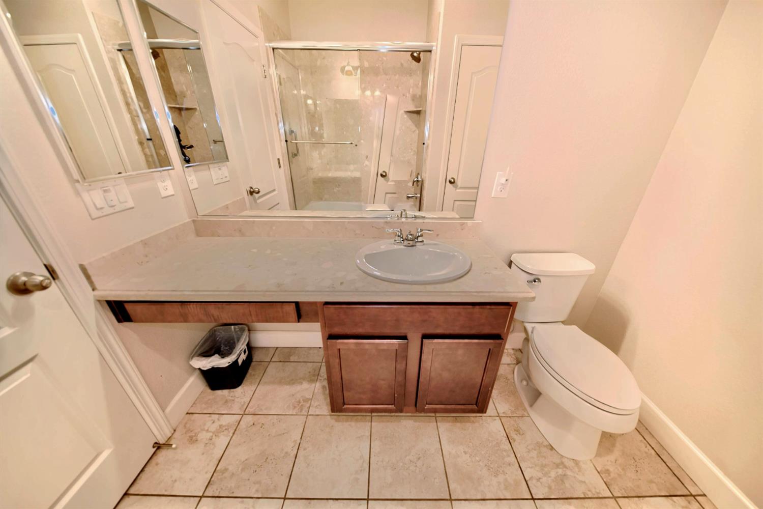 Detail Gallery Image 42 of 81 For 245 Springfield Dr, Manteca,  CA 95337 - 3 Beds | 2 Baths