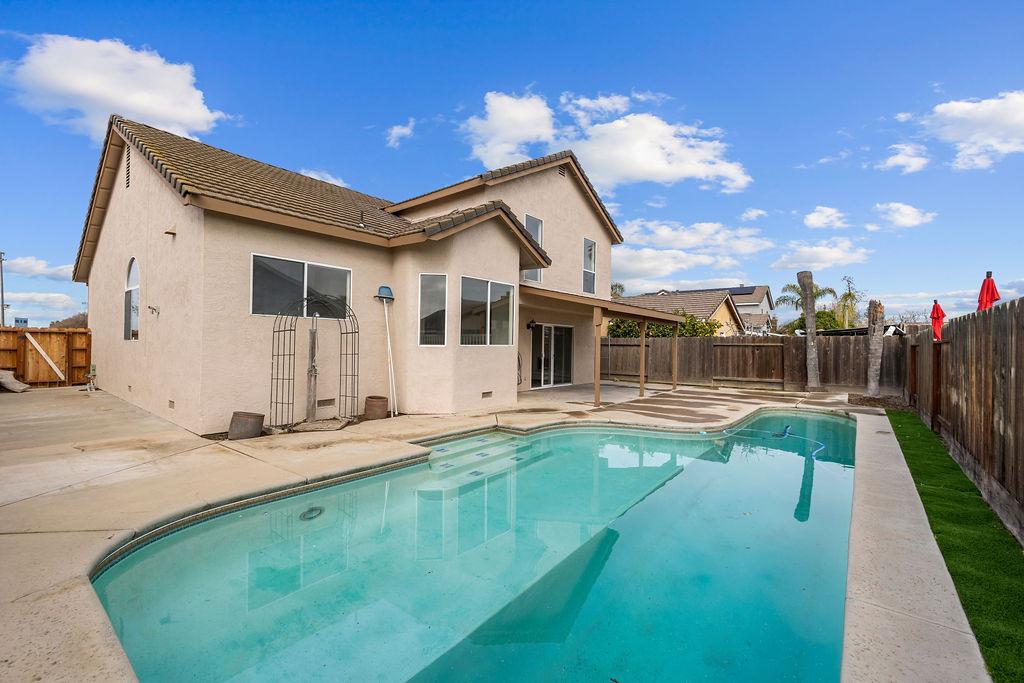 Detail Gallery Image 29 of 37 For 1844 Charles St, Hughson,  CA 95326 - 4 Beds | 3 Baths