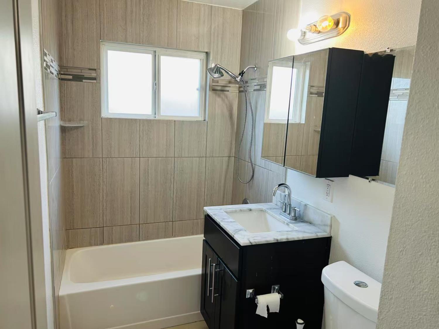 Detail Gallery Image 12 of 35 For 4255 Schofield Way, North Highlands,  CA 95660 - 4 Beds | 2 Baths