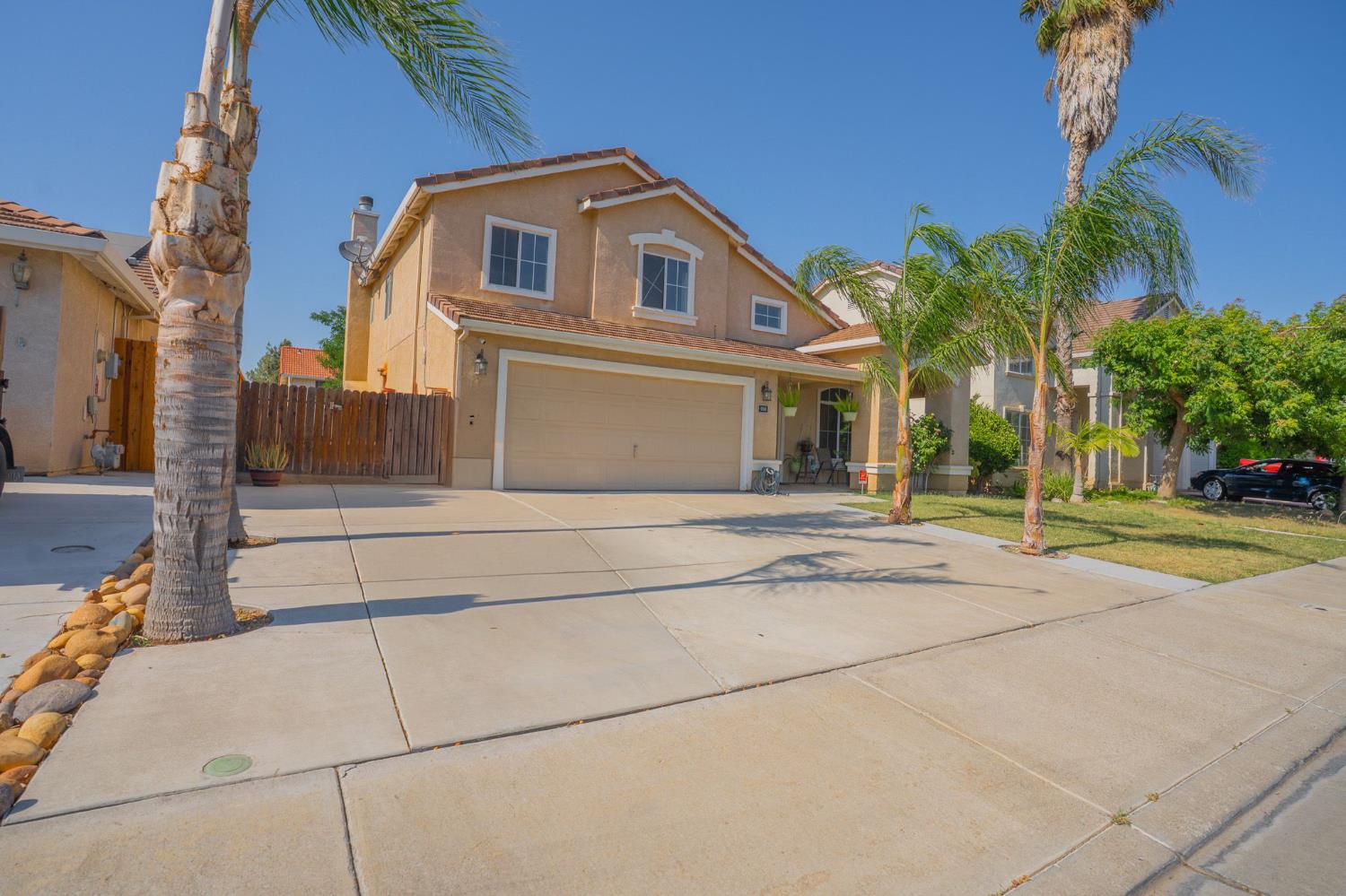 Detail Gallery Image 5 of 66 For 930 Kathy St, Los Banos,  CA 93635 - 4 Beds | 2/1 Baths