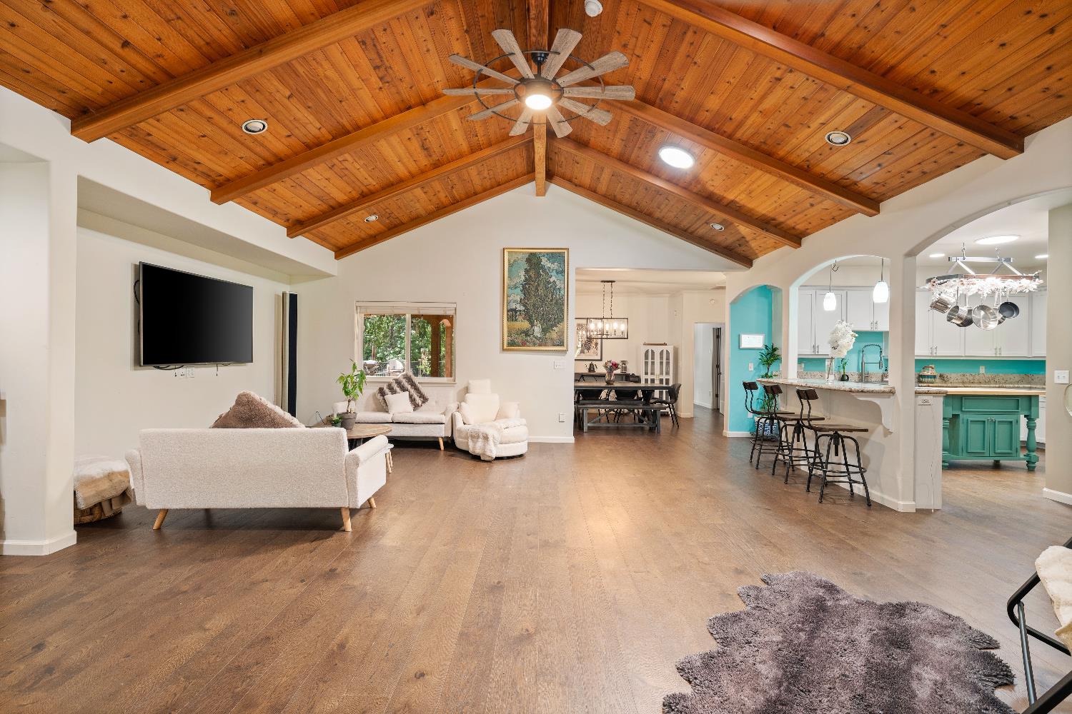 Detail Gallery Image 1 of 61 For 19615 Eagle Ridge Rd, Foresthill,  CA 95631 - 3 Beds | 3 Baths