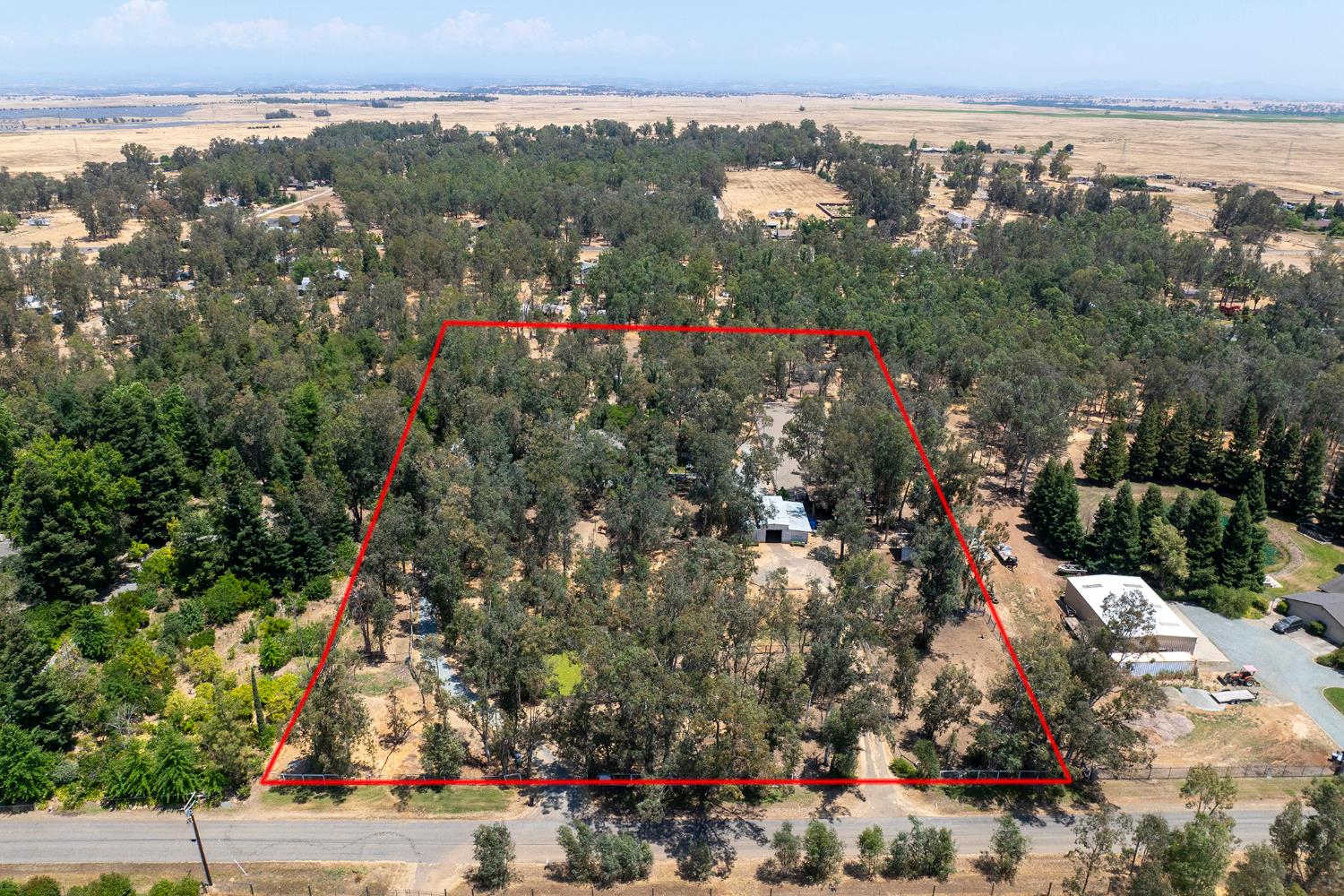 Detail Gallery Image 9 of 73 For 11931 Giusti Rd, Herald,  CA 95638 - 4 Beds | 3 Baths