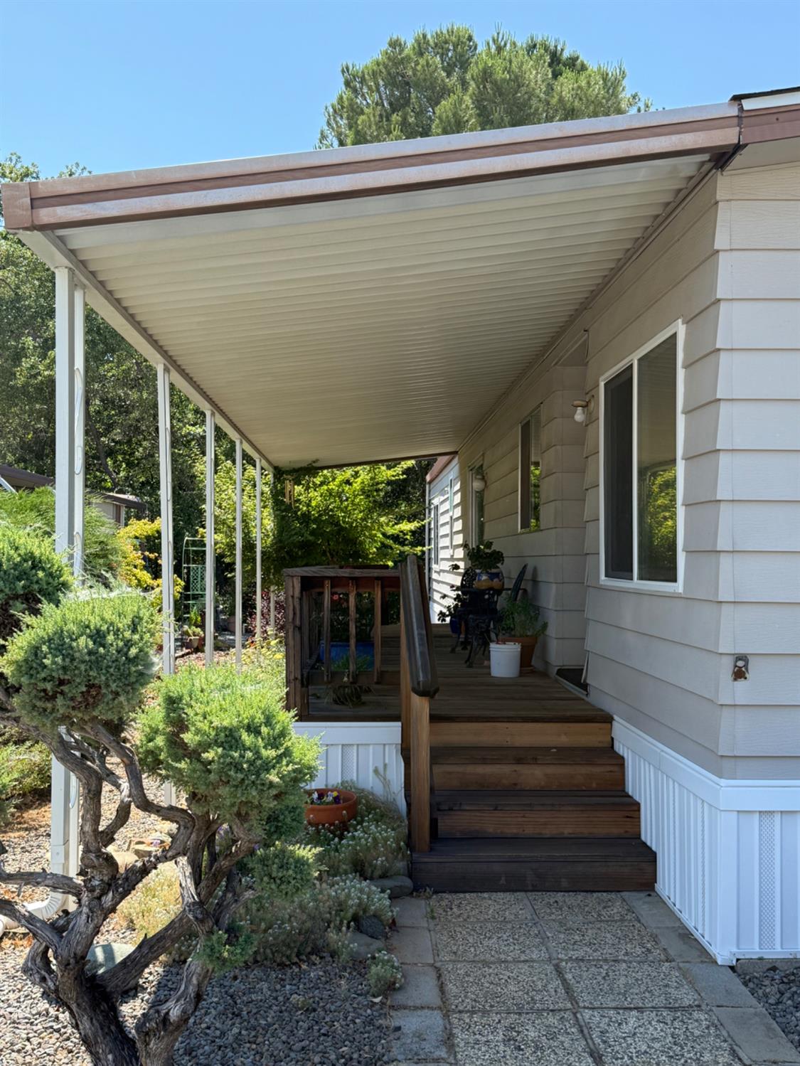 Detail Gallery Image 3 of 45 For 3765 Grass Valley Highway 225, Auburn,  CA 95602 - 3 Beds | 2 Baths