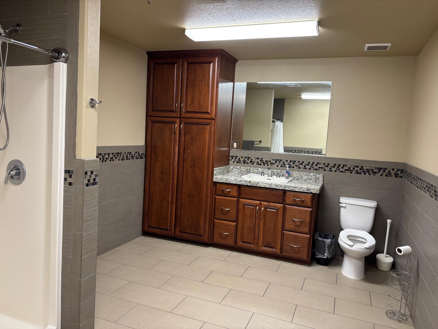 Detail Gallery Image 21 of 31 For 992 Marchy Ln, Ceres,  CA 95307 - – Beds | – Baths