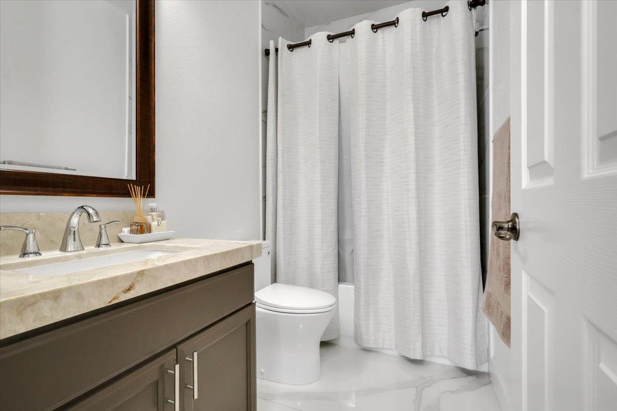 Detail Gallery Image 50 of 87 For 1415 N Ripon Rd, Ripon,  CA 95366 - 5 Beds | 4 Baths