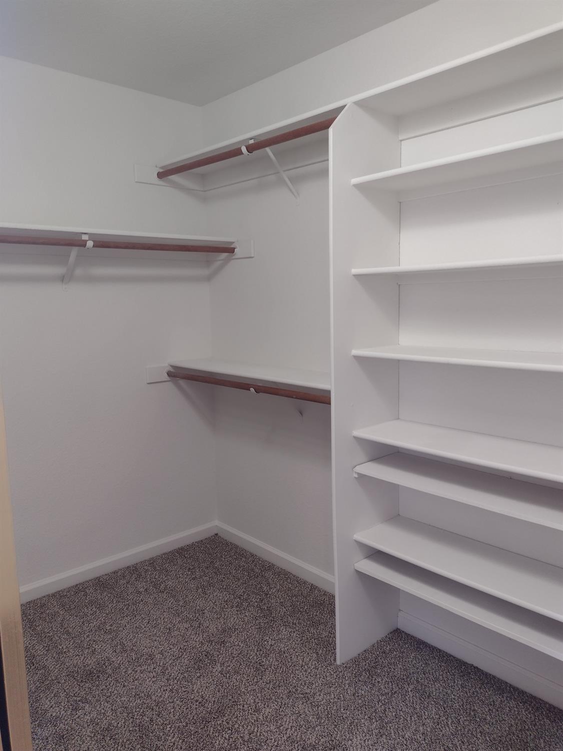 Detail Gallery Image 45 of 57 For 1900 Berryessa Dr, Modesto,  CA 95358 - 3 Beds | 2/1 Baths