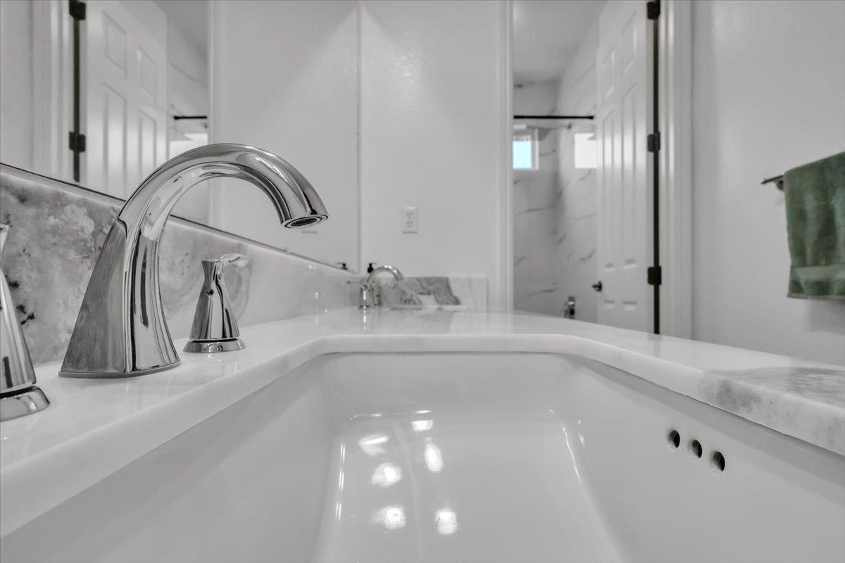 Detail Gallery Image 68 of 87 For 1415 N Ripon Rd, Ripon,  CA 95366 - 5 Beds | 4 Baths