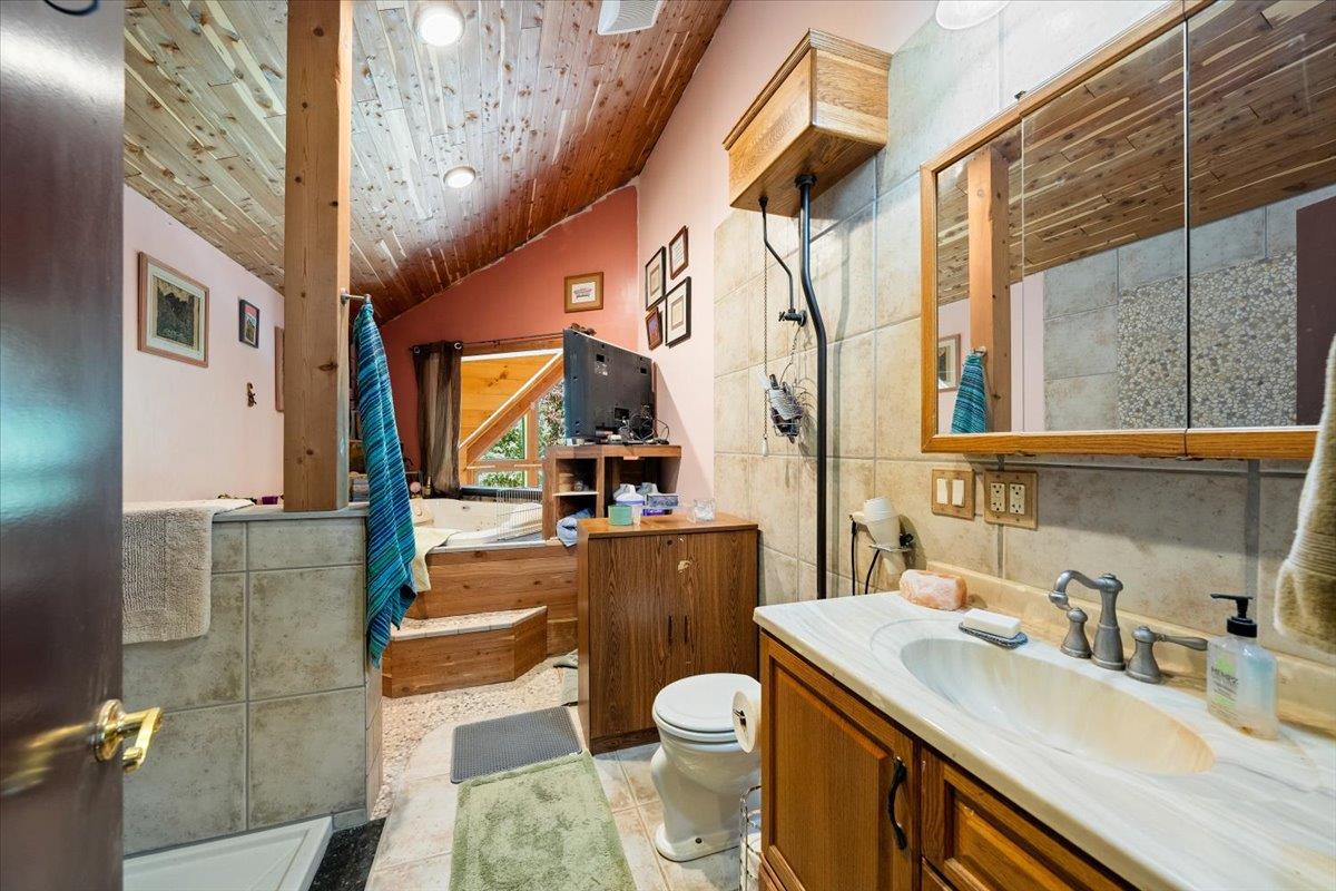 Detail Gallery Image 32 of 93 For 3065 Oregon Trail Rd, Georgetown,  CA 95634 - 3 Beds | 2 Baths