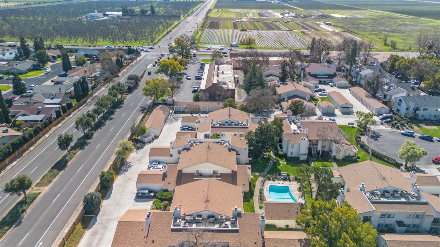 Detail Gallery Image 59 of 63 For 700 Mccoy Ct #32,  Lodi,  CA 95240 - 2 Beds | 1 Baths