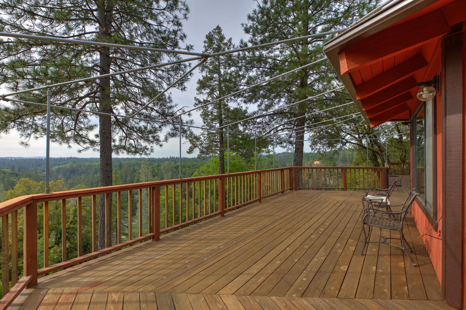 Detail Gallery Image 28 of 39 For 100 Overlook Dr Ca,  Colfax,  CA 95713 - 4 Beds | 2/1 Baths