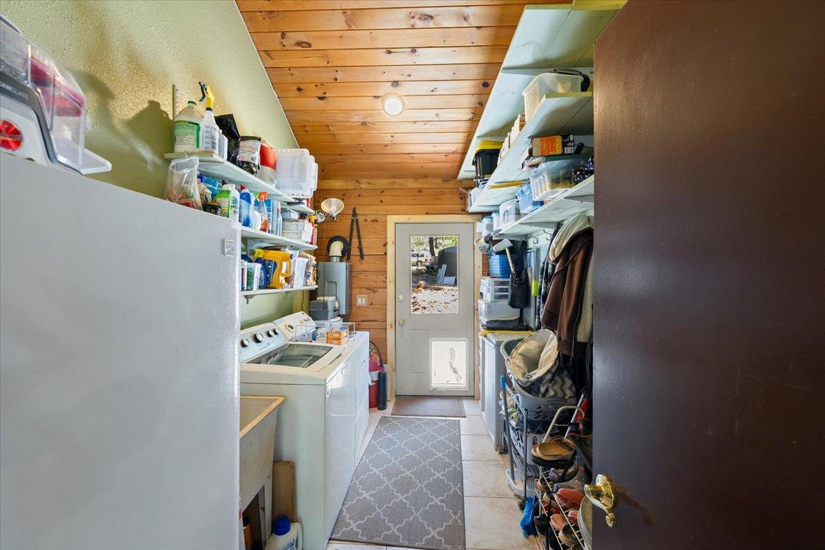 Detail Gallery Image 18 of 93 For 3065 Oregon Trail Rd, Georgetown,  CA 95634 - 3 Beds | 2 Baths