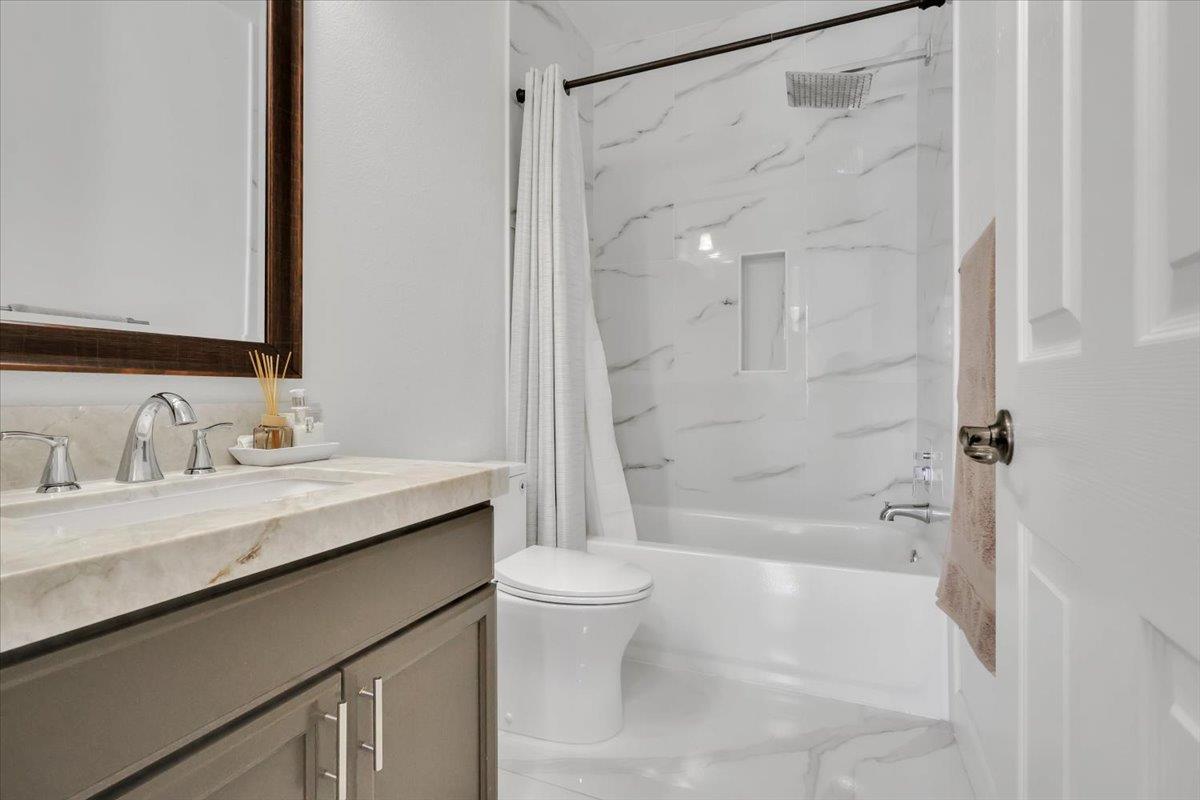 Detail Gallery Image 51 of 87 For 1415 N Ripon Rd, Ripon,  CA 95366 - 5 Beds | 4 Baths
