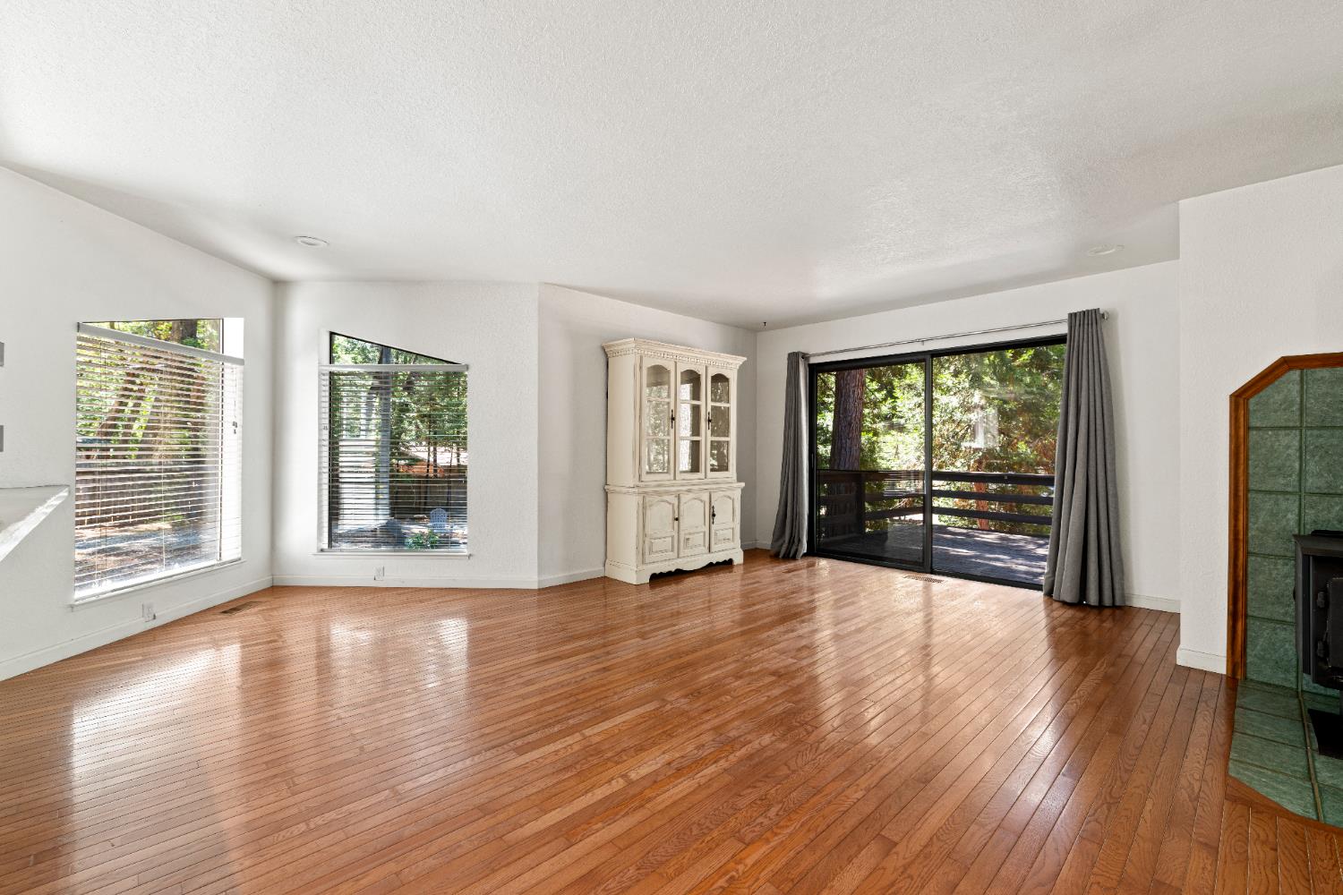 Detail Gallery Image 14 of 70 For 5431 Nash Ct, Foresthill,  CA 95631 - 2 Beds | 2 Baths