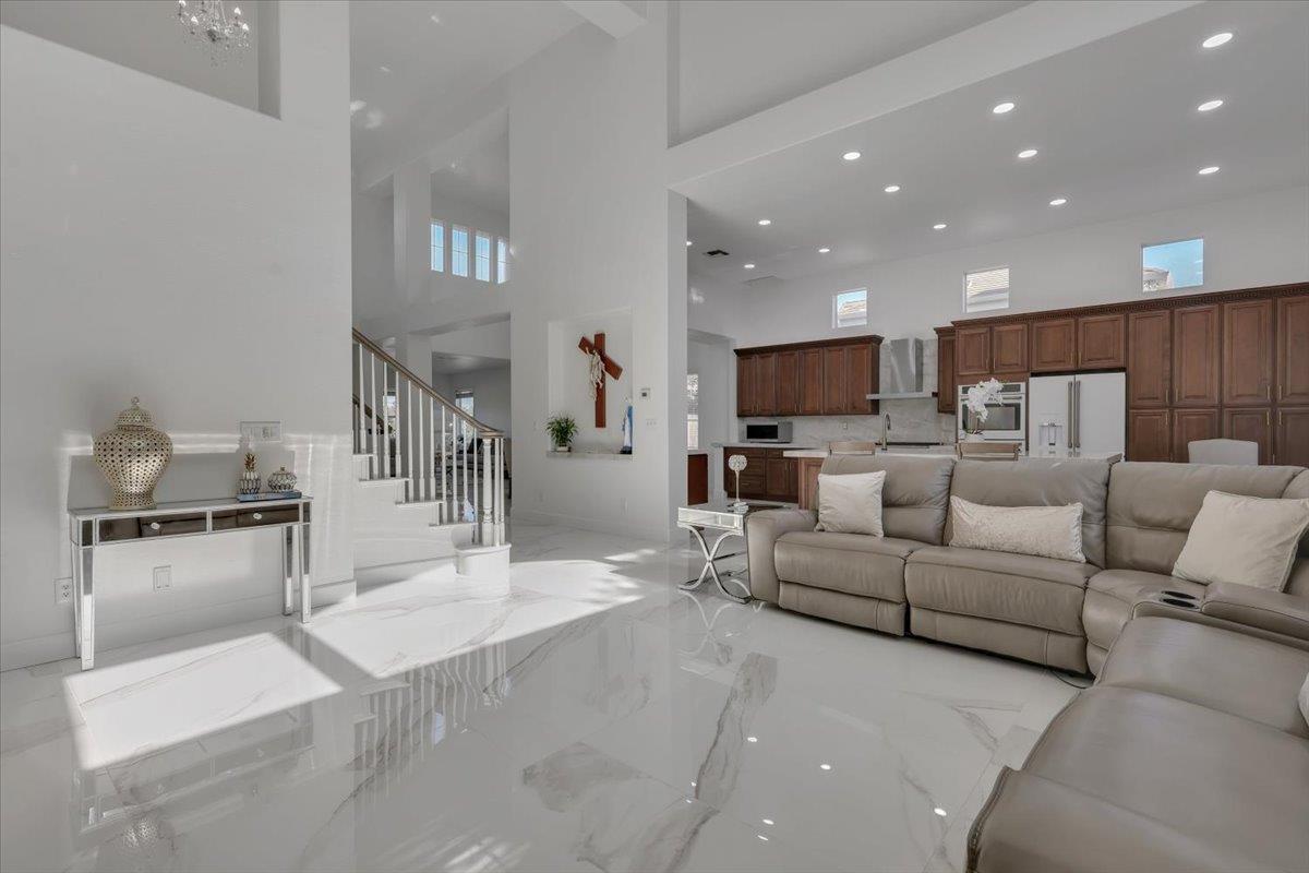 Detail Gallery Image 29 of 87 For 1415 N Ripon Rd, Ripon,  CA 95366 - 5 Beds | 4 Baths