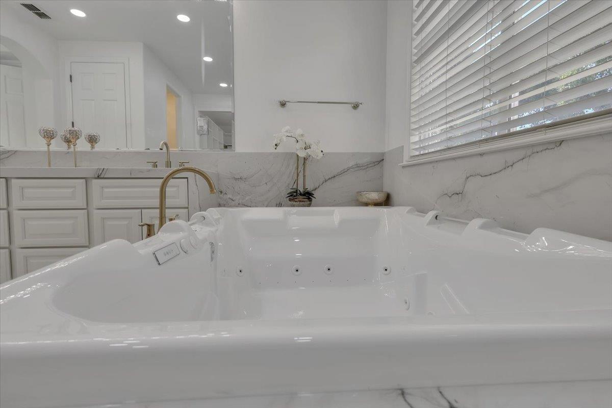 Detail Gallery Image 37 of 87 For 1415 N Ripon Rd, Ripon,  CA 95366 - 5 Beds | 4 Baths