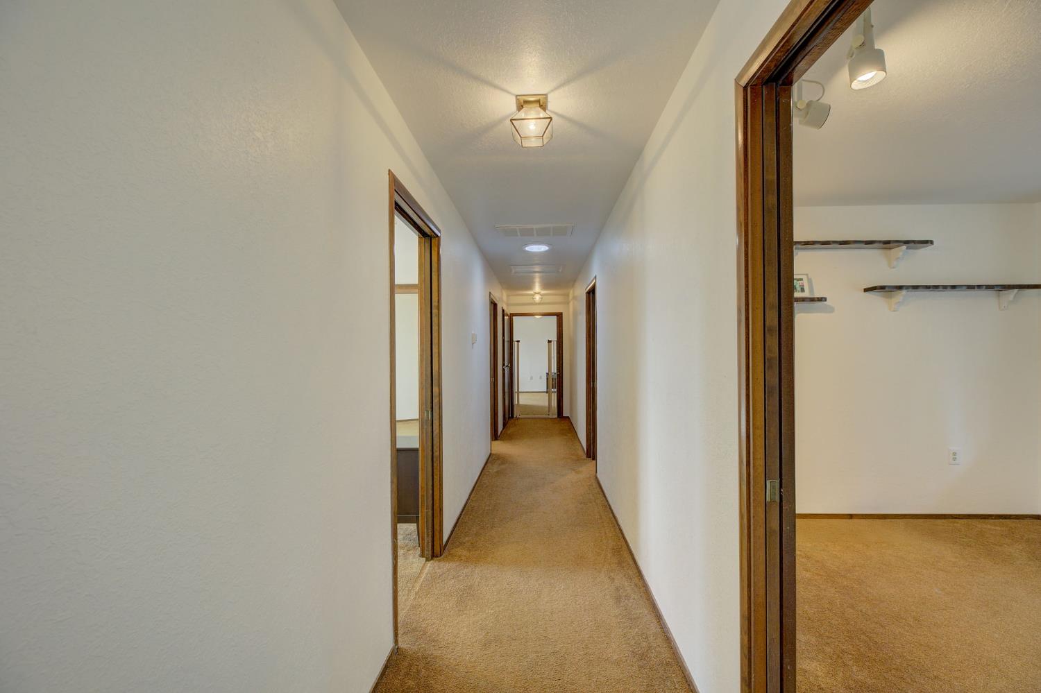 Detail Gallery Image 19 of 39 For 100 Overlook Dr Ca,  Colfax,  CA 95713 - 4 Beds | 2/1 Baths