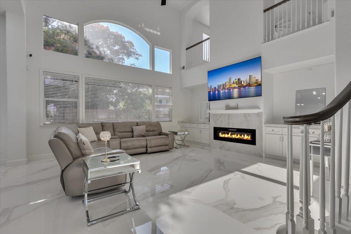 Detail Gallery Image 20 of 87 For 1415 N Ripon Rd, Ripon,  CA 95366 - 5 Beds | 4 Baths