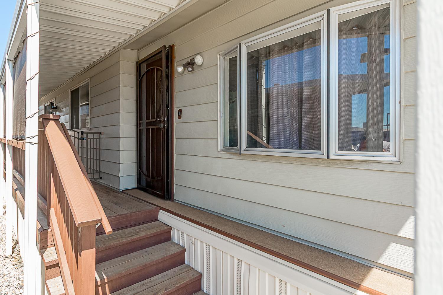 Detail Gallery Image 4 of 23 For 8200 Jantzen 237, Modesto,  CA 95357 - 2 Beds | 2 Baths