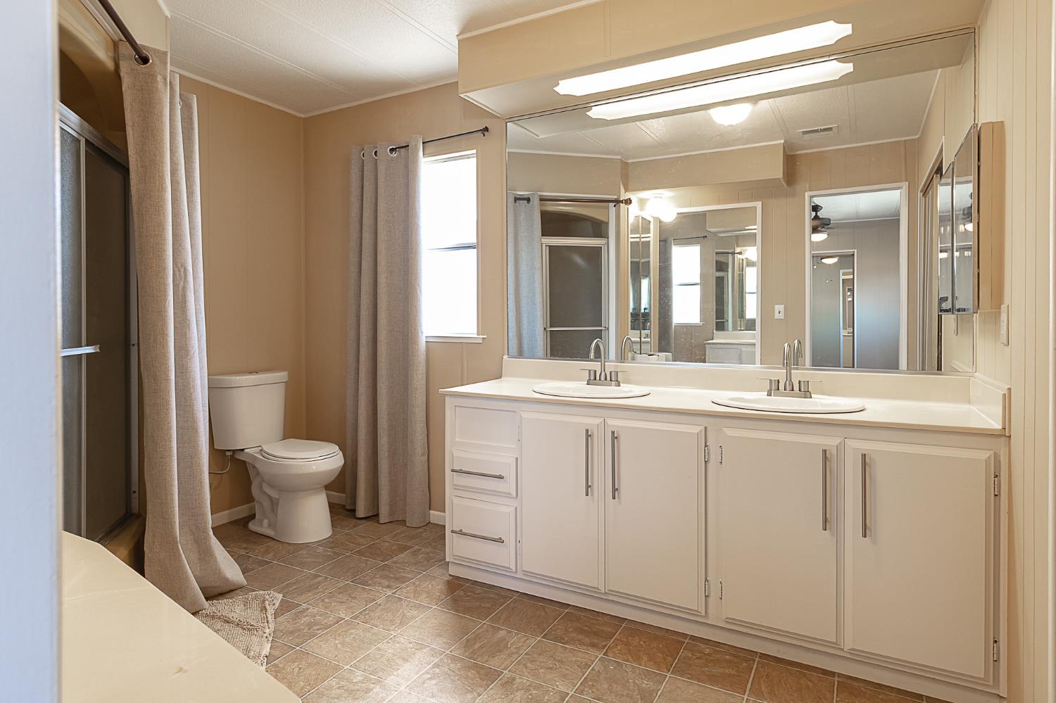 Detail Gallery Image 22 of 23 For 8200 Jantzen 237, Modesto,  CA 95357 - 2 Beds | 2 Baths