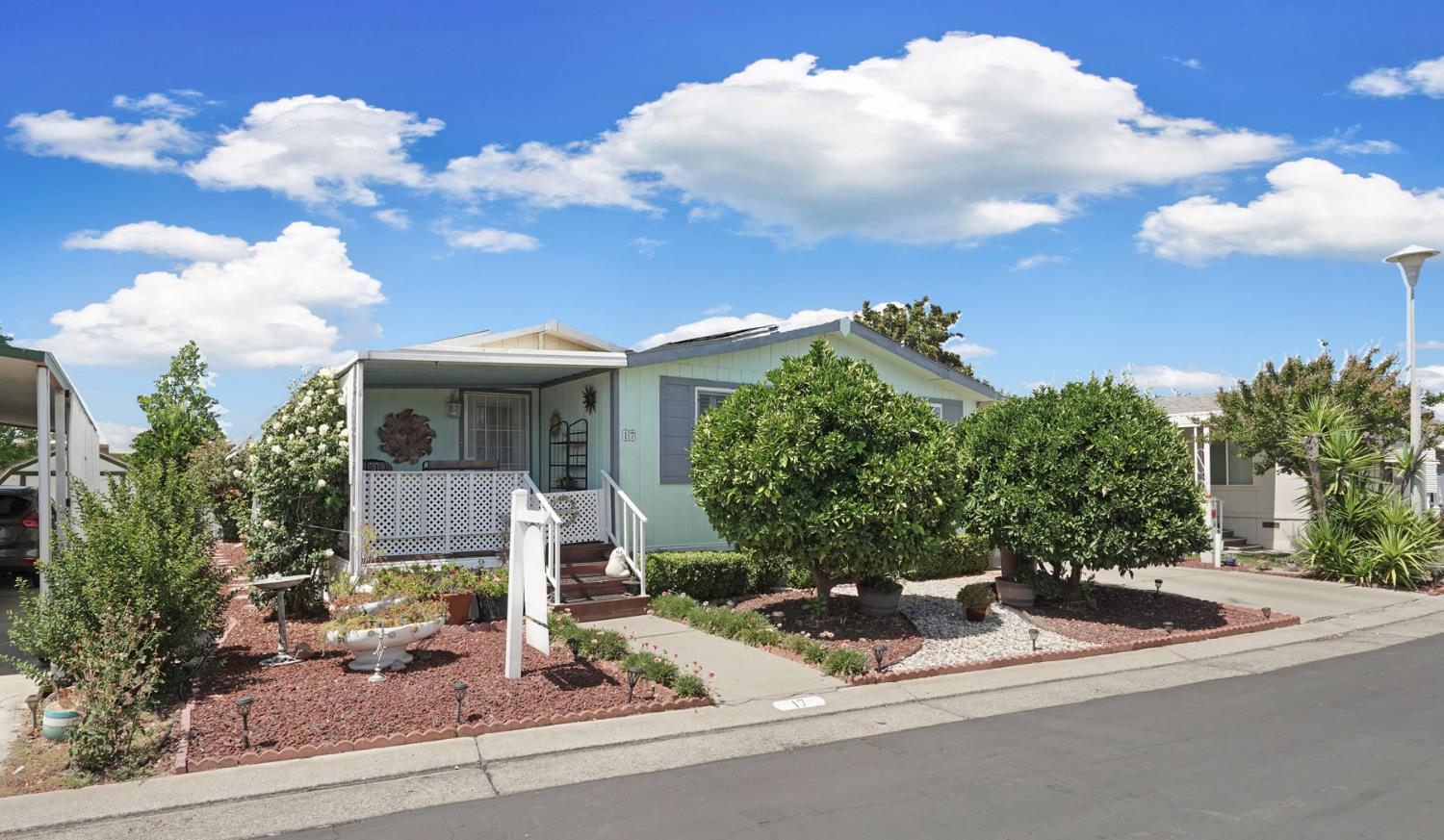Detail Gallery Image 33 of 35 For 6706 Tam O Shanter Dr 17, Stockton,  CA 95210 - 2 Beds | 2 Baths