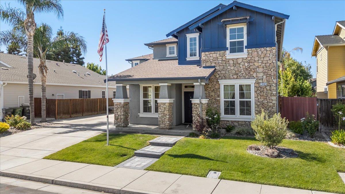 Detail Gallery Image 2 of 73 For 1692 Biarritz Ct, Tracy,  CA 95304 - 5 Beds | 3 Baths