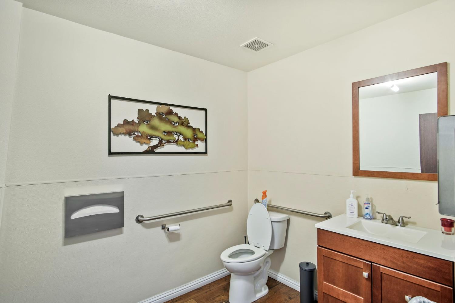 Detail Gallery Image 16 of 20 For 2262 Maryann Dr, Turlock,  CA 95380 - – Beds | – Baths