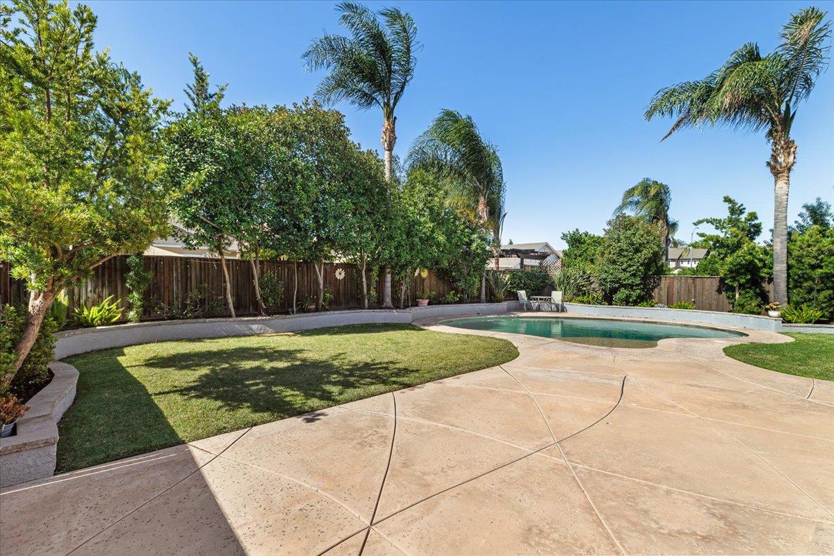 Detail Gallery Image 56 of 73 For 1692 Biarritz Ct, Tracy,  CA 95304 - 5 Beds | 3 Baths