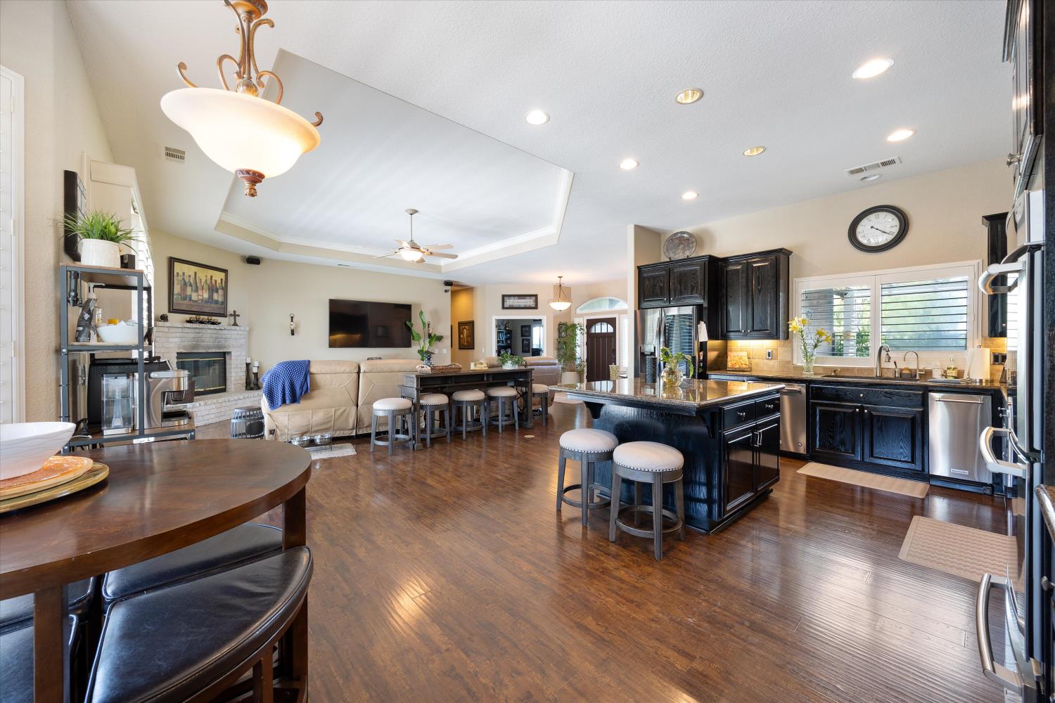 Detail Gallery Image 7 of 86 For 16701 N Tecklenburg Rd, Lodi,  CA 95240 - 3 Beds | 3 Baths