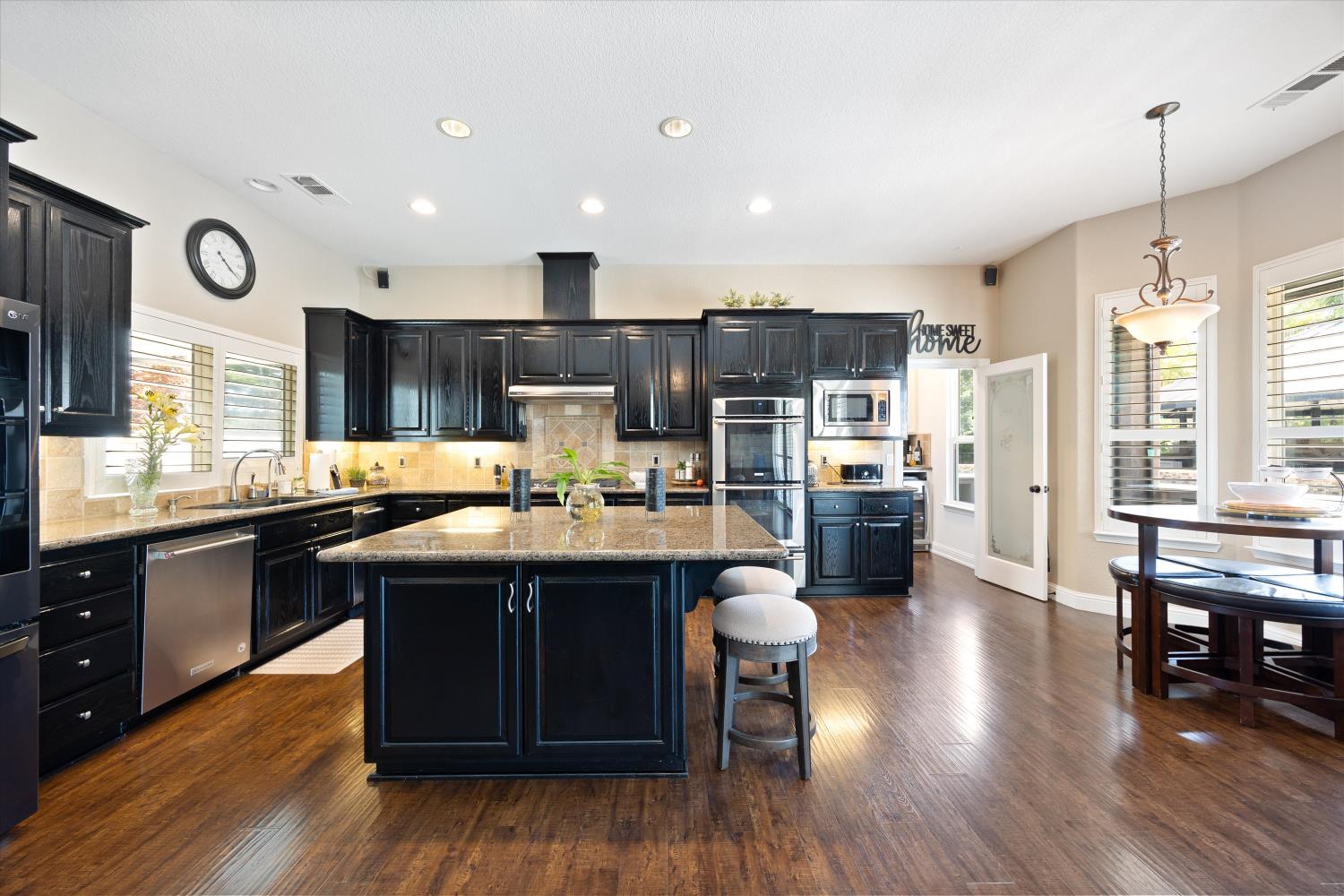 Detail Gallery Image 9 of 86 For 16701 N Tecklenburg Rd, Lodi,  CA 95240 - 3 Beds | 3 Baths