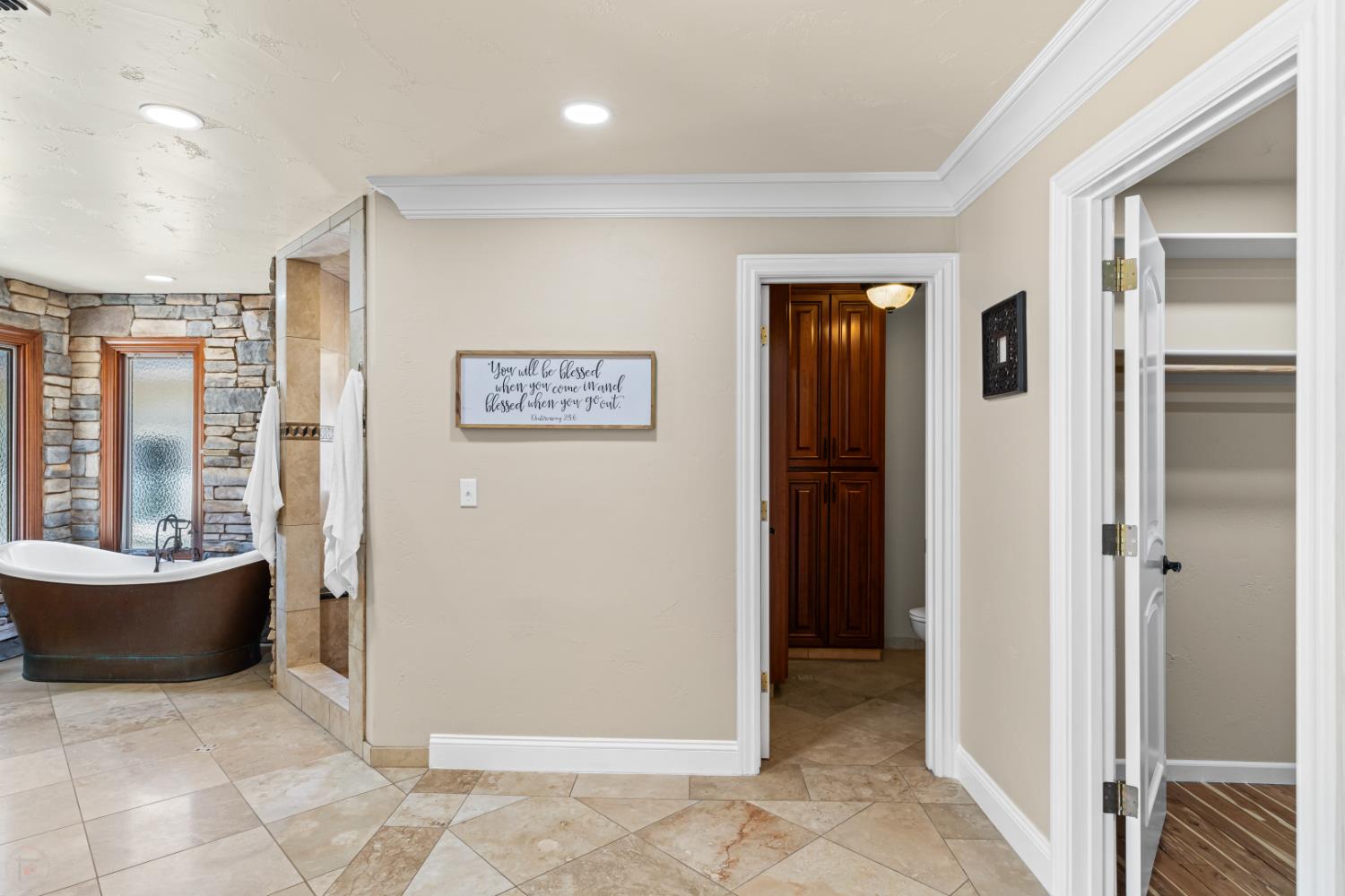 Detail Gallery Image 36 of 82 For 15767 Rancho Ramon Dr, Tracy,  CA 95304 - 4 Beds | 3 Baths