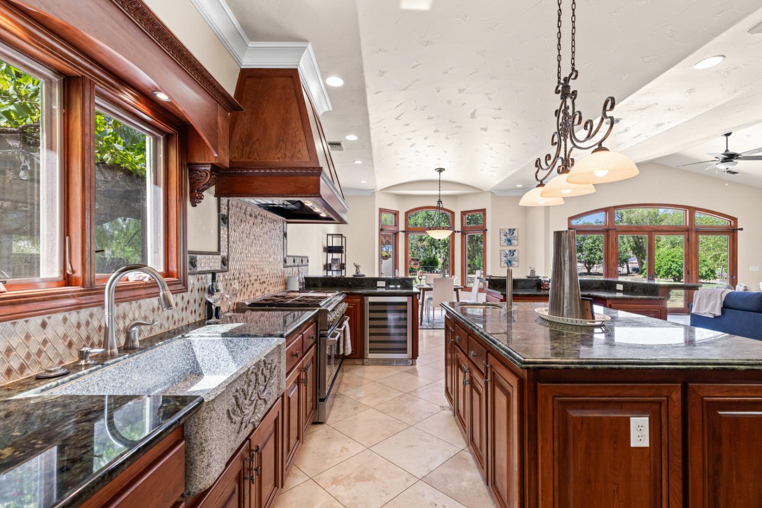 Detail Gallery Image 20 of 82 For 15767 Rancho Ramon Dr, Tracy,  CA 95304 - 4 Beds | 3 Baths