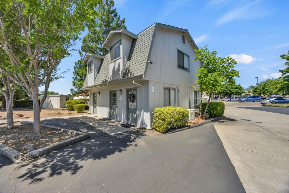 Detail Gallery Image 3 of 40 For 3430 Robin Ln #3,  Shingle Springs,  CA 95682 - – Beds | – Baths
