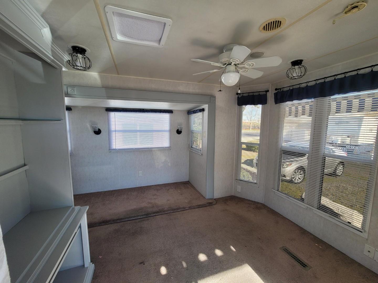 Detail Gallery Image 8 of 10 For 908 Atlantic Street 31, Roseville,  CA 95678 - 1 Beds | 1 Baths