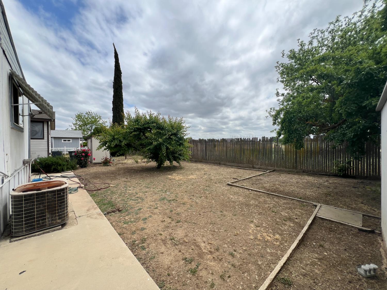 Detail Gallery Image 6 of 17 For 2240 Golden Oak Ln 38, Merced,  CA 95341 - 2 Beds | 2 Baths