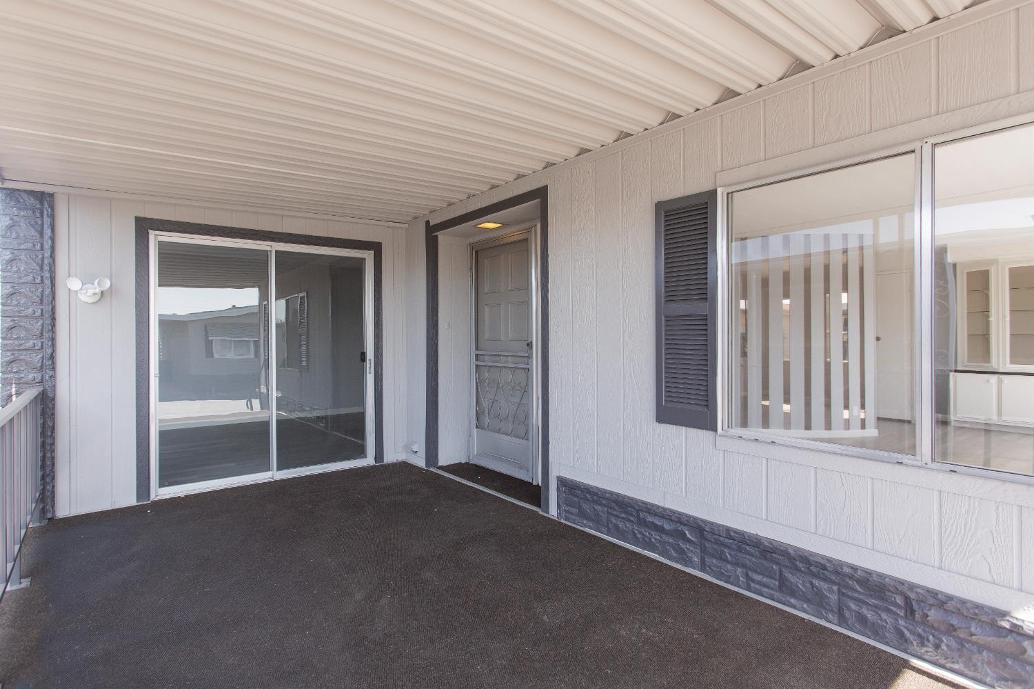 Detail Gallery Image 11 of 29 For 1400 N Tully Rd 111, Turlock,  CA 95380 - 2 Beds | 2 Baths