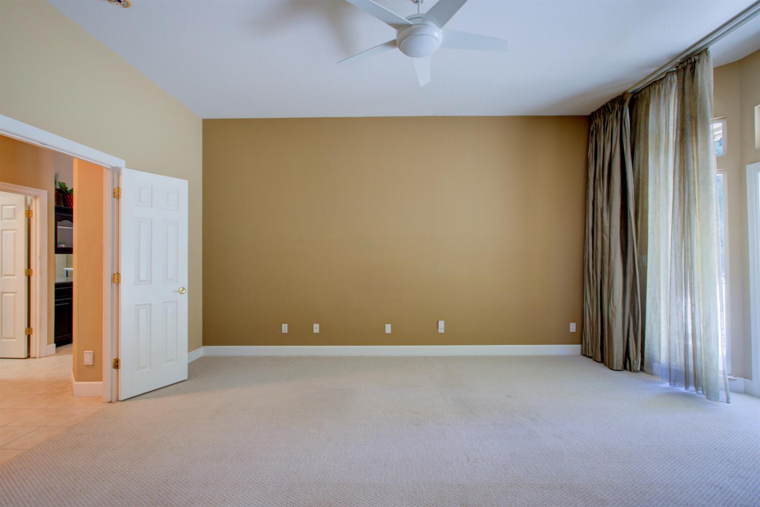 Detail Gallery Image 40 of 81 For 1073 Spring Meadow Dr, Manteca,  CA 95336 - 5 Beds | 3 Baths