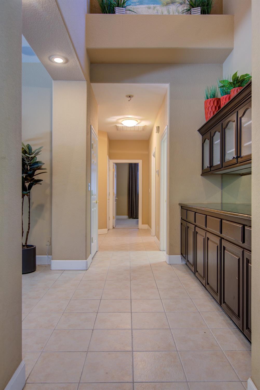 Detail Gallery Image 30 of 81 For 1073 Spring Meadow Dr, Manteca,  CA 95336 - 5 Beds | 3 Baths
