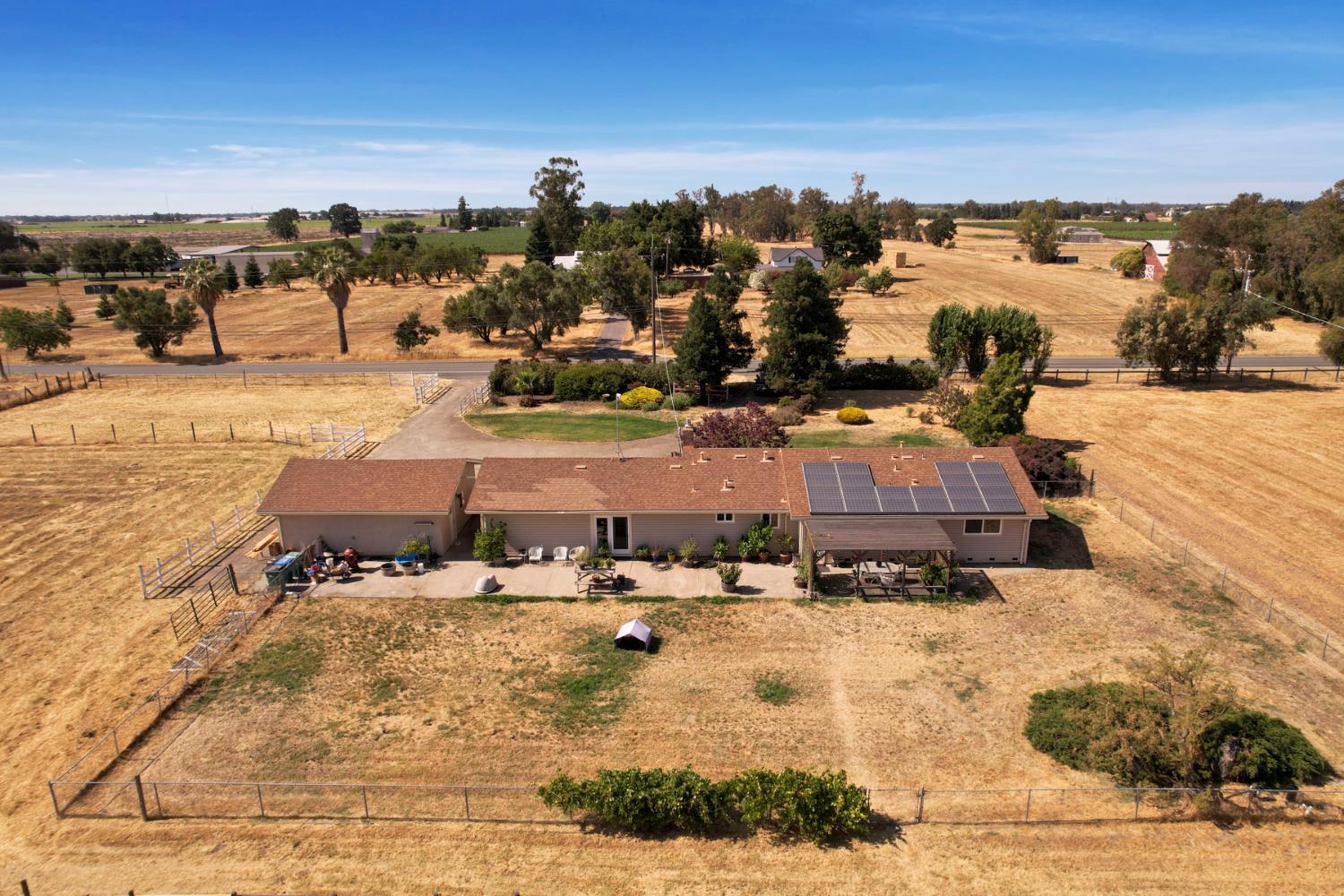 Detail Gallery Image 62 of 66 For 9144 E Jahant Rd, Acampo,  CA 95220 - 4 Beds | 3 Baths