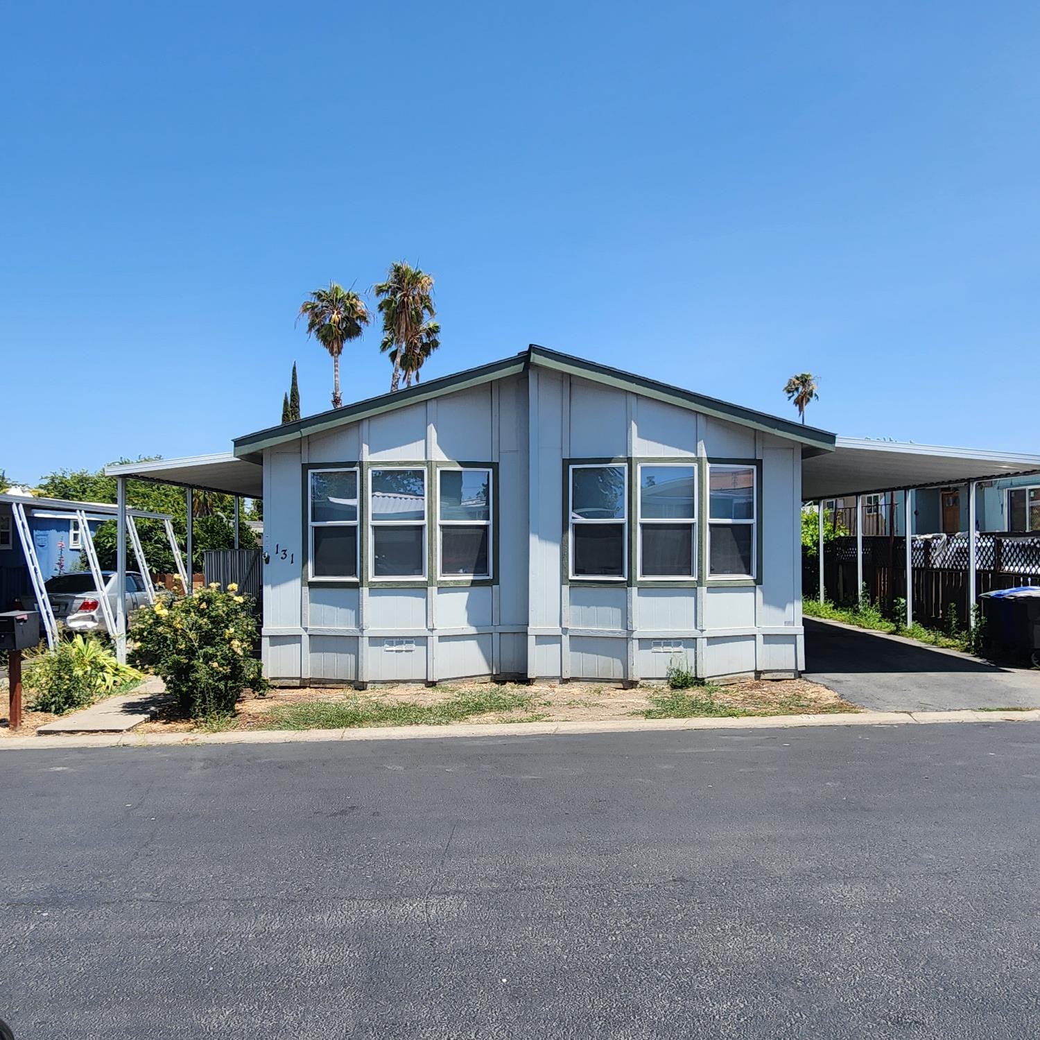 Detail Gallery Image 1 of 18 For 131 Klamath, Pittsburg,  CA 94565 - 3 Beds | 2 Baths