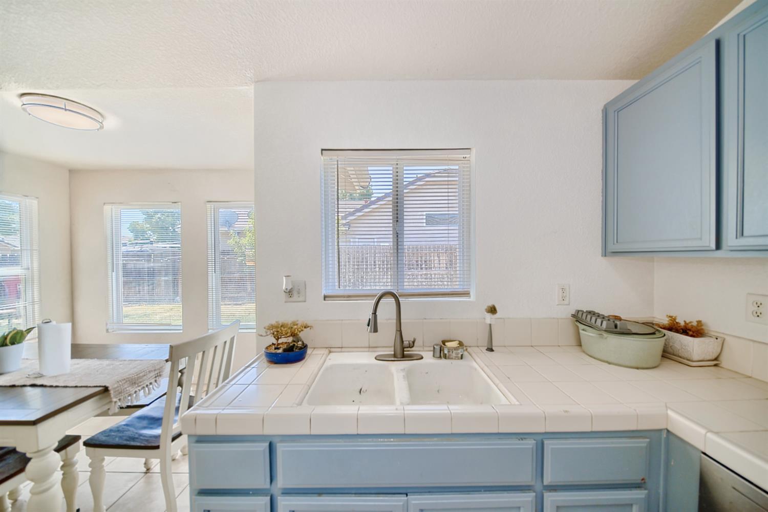 Detail Gallery Image 27 of 92 For 1423 Chamberlain Ave, Los Banos,  CA 93635 - 4 Beds | 2 Baths